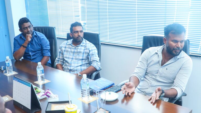 එක්දින සහ 20-20 නායකයා ගැන තේරීම් කමිටුව තීරණයක් ගනියි