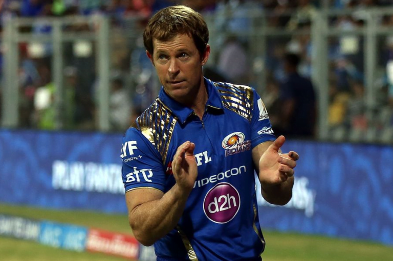 ශ්‍රී ලංකා ක්‍රිකට් පුහුණුකරුවන්ට විදෙස් පුහුණුවක්