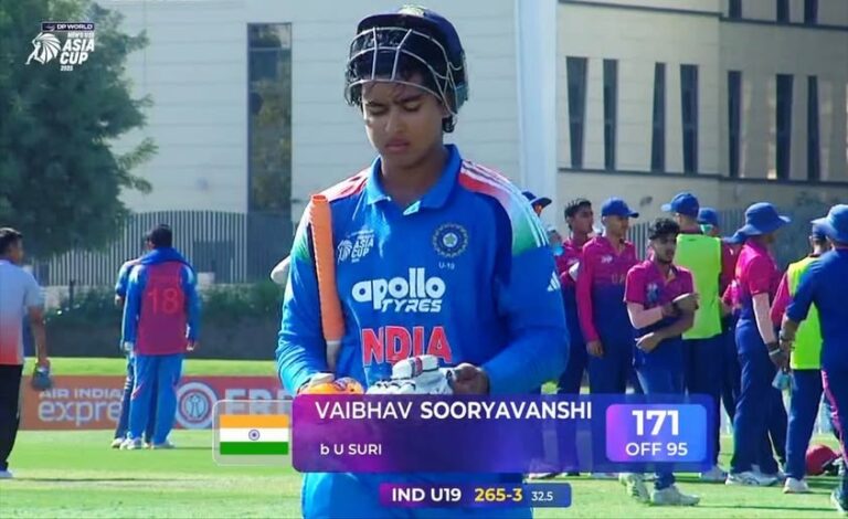 වෛභව් බෝල පලයි – පන්දු 95දී ලකුණු 171ක්